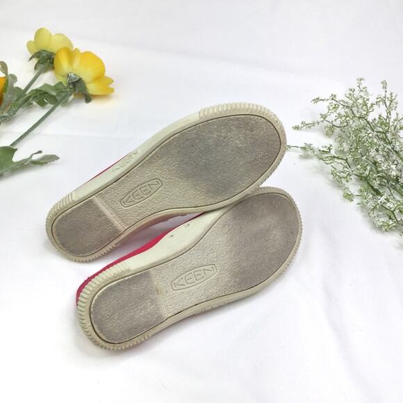 Keen Vulcanized Slip On Sneakers - Picture 9 of 9